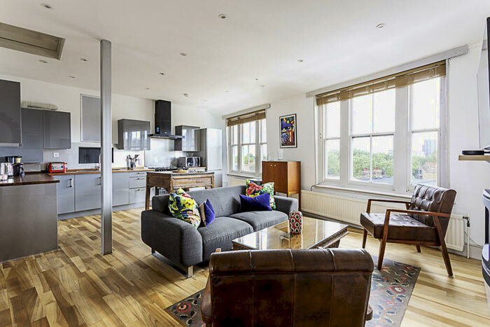 3 Bedroom Flat To Rent In Essex House, Essex Road, London, N1