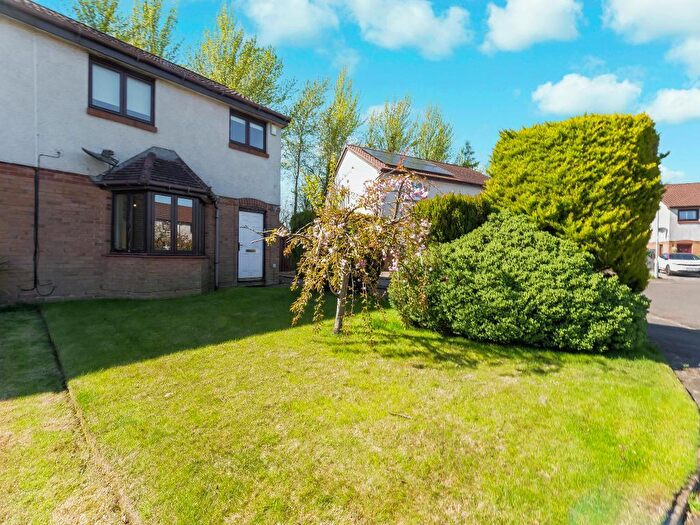 3 Bedroom Semi-Detached House For Sale In Drummond Way, Newton Mearns, G77