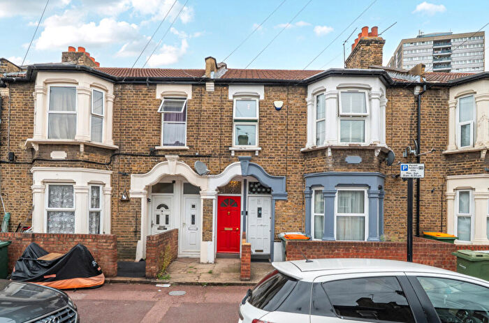 3 Bedroom Apartment For Sale In Carson Road, London, London, E16