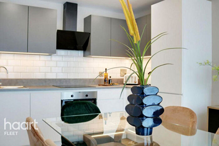 1 Bedroom Apartment To Rent In Farnborough Road, Farnborough, GU14