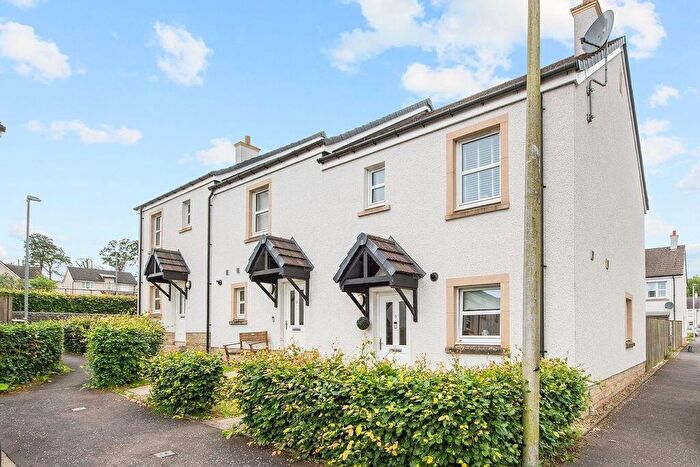 3 Bedroom End Of Terrace House For Sale In Redwood Drive, Stoneywood, Denny, FK6