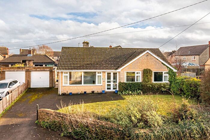 3 Bedroom Bungalow For Sale In The Street, Hullavington, SN14