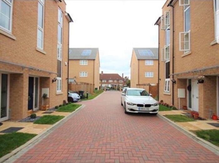 Studio To Rent In Dorrington Close, Barking, Essex, IG11