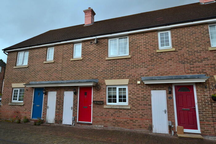 3 Bedroom Terraced House To Rent In The West Hundreds, GU51