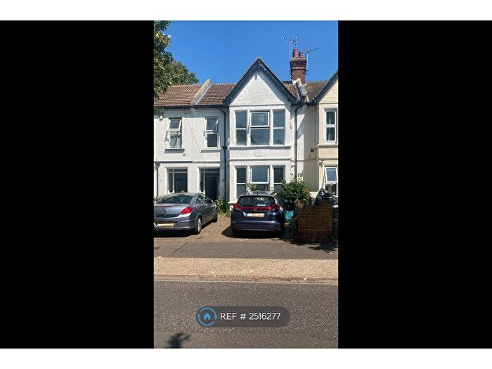2 Bedroom Flat To Rent In Anerley Road, Westcliff-On-Sea, SS0
