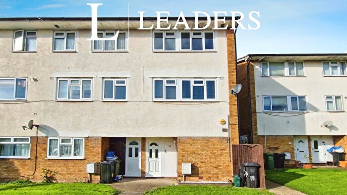 3 Bedroom Maisonette To Rent In Market Avenue, Wickford, SS12