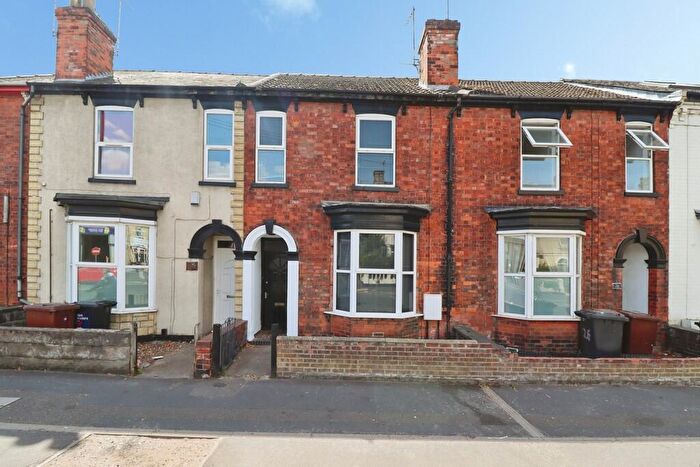 4 Bedroom Terraced House For Sale In Carholme Road, Lincoln, LN1