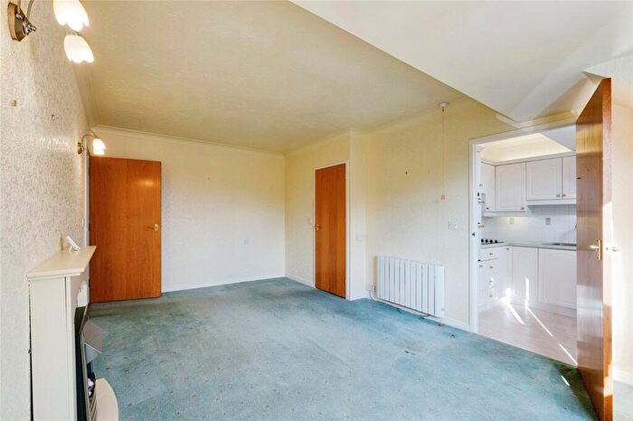 2 Bedroom Apartment For Sale In Hillyard Court, Wareham, BH20