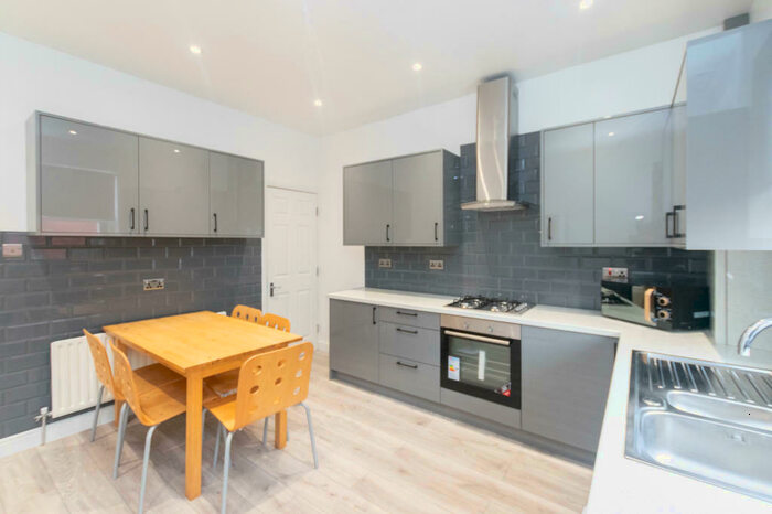 4 Bedroom Property To Rent In Robert Street, London, NW1