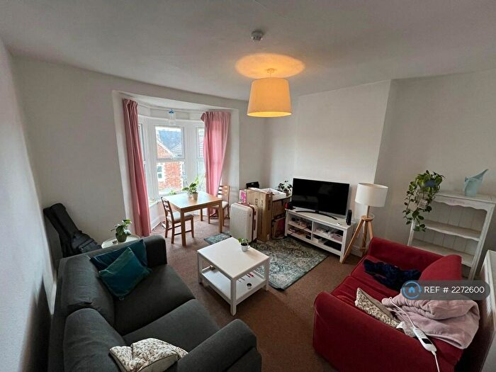 2 Bedroom Flat To Rent In St Andrews, Bristol, BS6