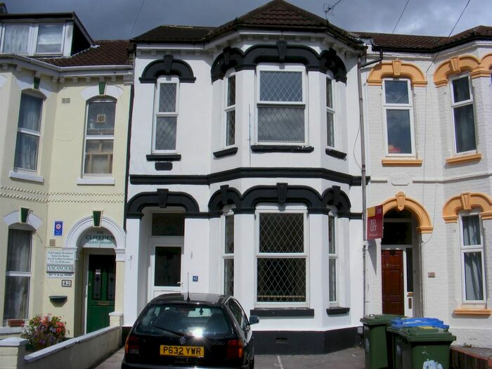 8 Bedroom Property To Rent In The Polygon, Polygon, Southampton, SO15