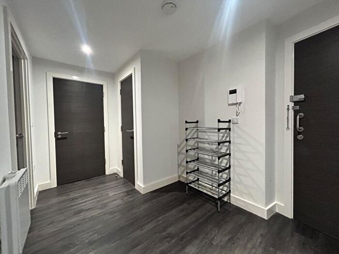 2 Bedroom Apartment To Rent In Charles Street, Leicester, LE1