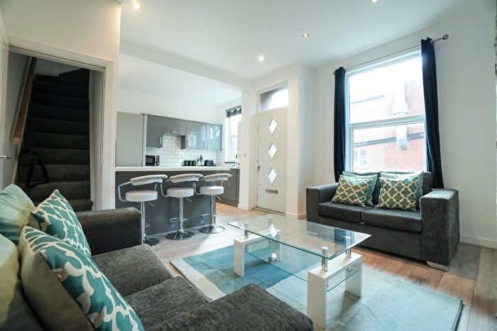 3 Bedroom Terraced House To Rent In Henley Road, Bramley, Leeds, LS13