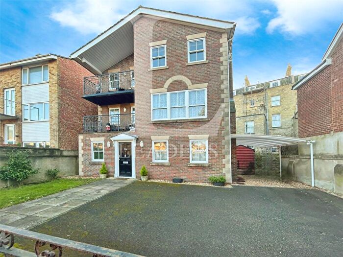 4 Bedroom Detached House For Sale In Sea Front, Hayling Island, Hampshire, PO11