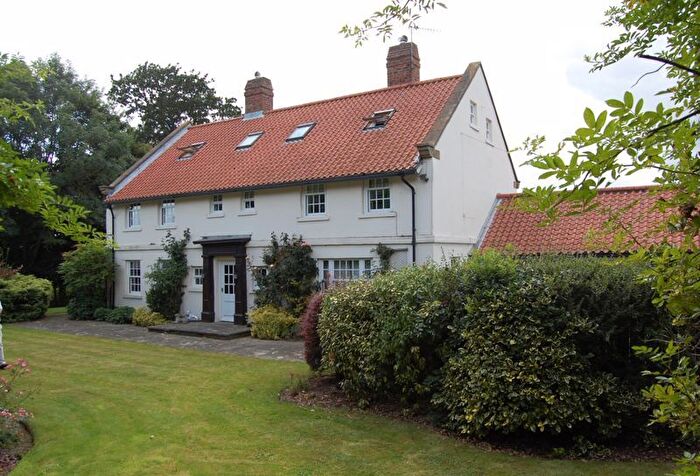Property To Rent In Lingholm Lane, Scarborough, YO11