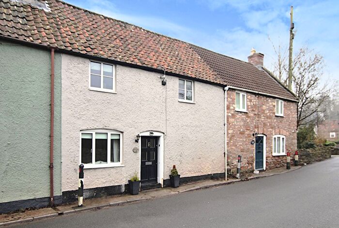 2 Bedroom Cottage For Sale In High Street, Chew Magna, Bristol, BS40