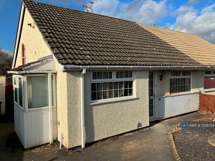 2 Bedroom Bungalow To Rent In Glenwood Drive, Oldland Common, Bristol, BS30