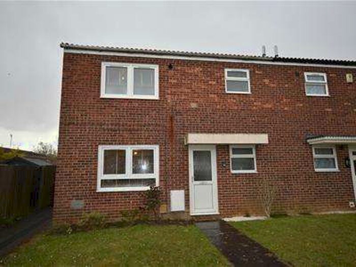 3 Bedroom Terraced House To Rent In Perceval Close, Rye Hill, Northampton, NN5