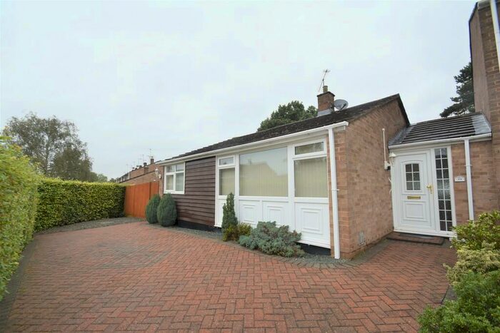 2 Bedroom Semi-Detached Bungalow To Rent In Broomhills, Welwyn Garden City, AL7