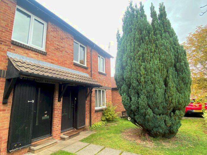 1 Bedroom Flat To Rent In Ruskin Close, Black Dam, Basingstoke, RG21