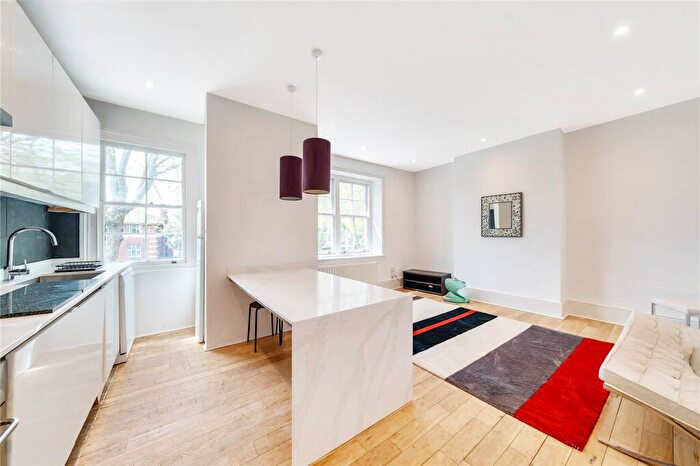 2 Bedroom Flat To Rent In North Road, Highgate, London, N6
