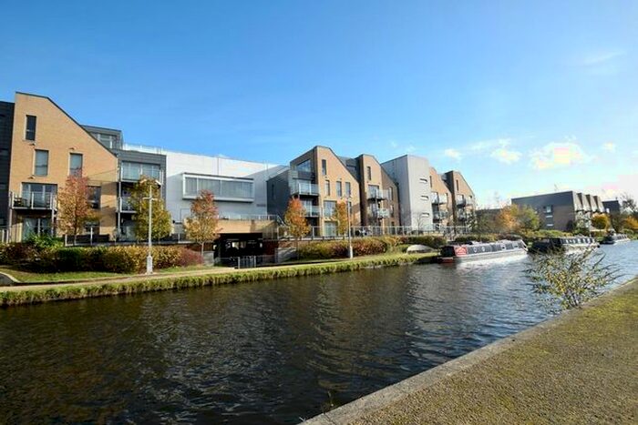 1 Bedroom Flat To Rent In Burnham House, Chantry Close, Yiewsley, West Drayton, UB7