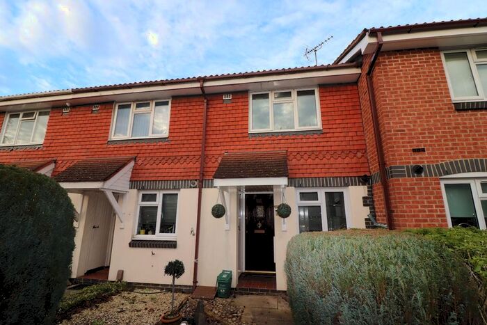 2 Bedroom Terraced House To Rent In New Haw, Addlestone, Surrey, KT15