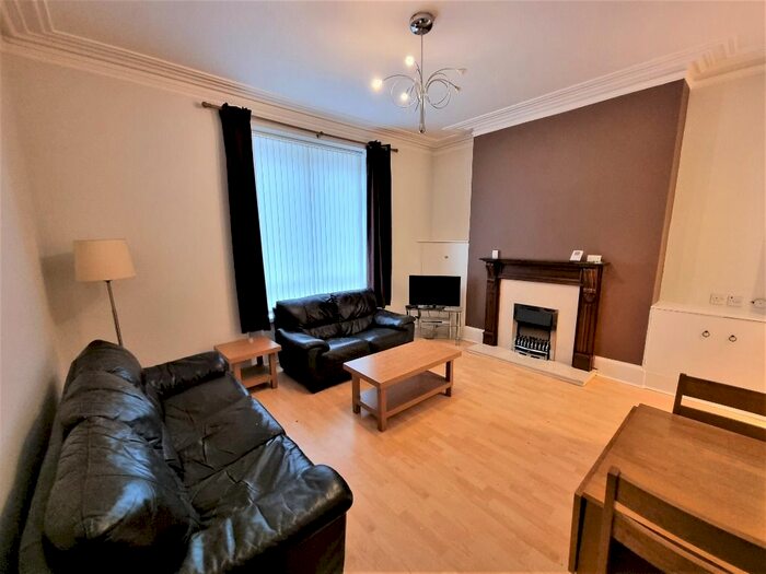 1 Bedroom Flat To Rent In Howburn Place, City Centre, Aberdeen, AB11