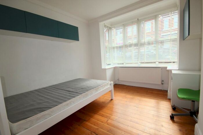 4 Bedroom Maisonette To Rent In Stanmer Park Road, Brighton, BN1