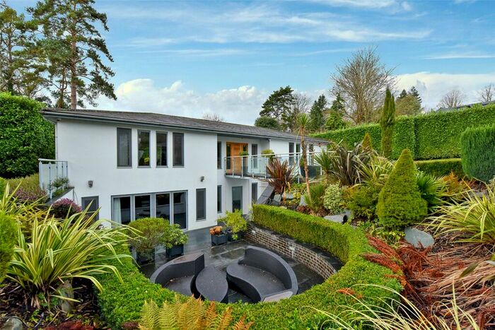 4 Bedroom Detached House To Rent In Rotherfield Road, Henley-on-Thames, Oxfordshire, RG9