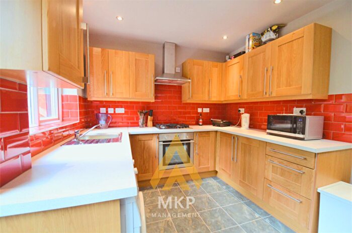 5 Bedroom Terraced House To Rent In Milner Rd, Selly Oak. -mins Walk To University Of Birmingham, B29