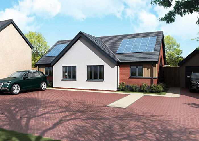 2 Bedroom Semi-Detached Bungalow For Sale In Skylark Rise, Oulton, NR32