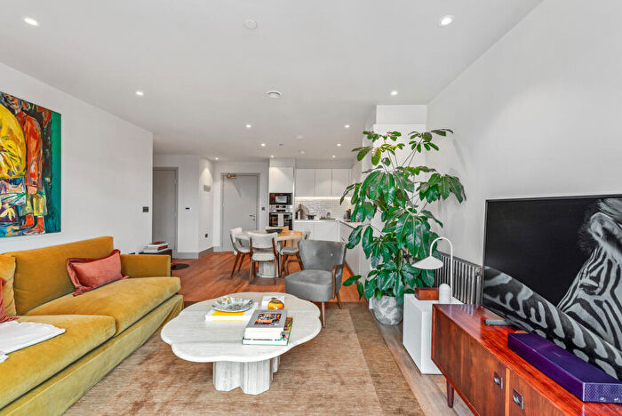 3 Bedroom Flat To Rent In The Sessile, Ashley Road, London, N17