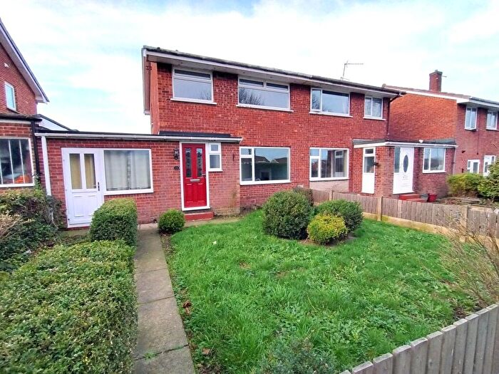 3 Bedroom Semi Detached House To Rent In Rochester Close, Worksop, S81