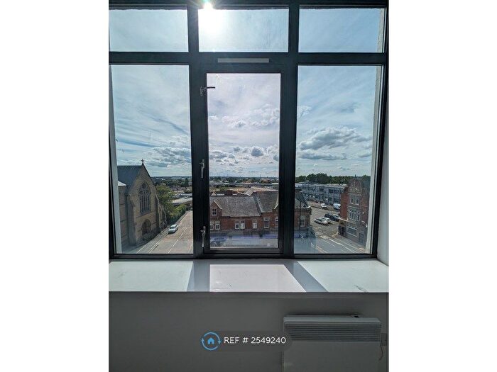 Studio To Rent In Westoe Road, South Shields, NE33