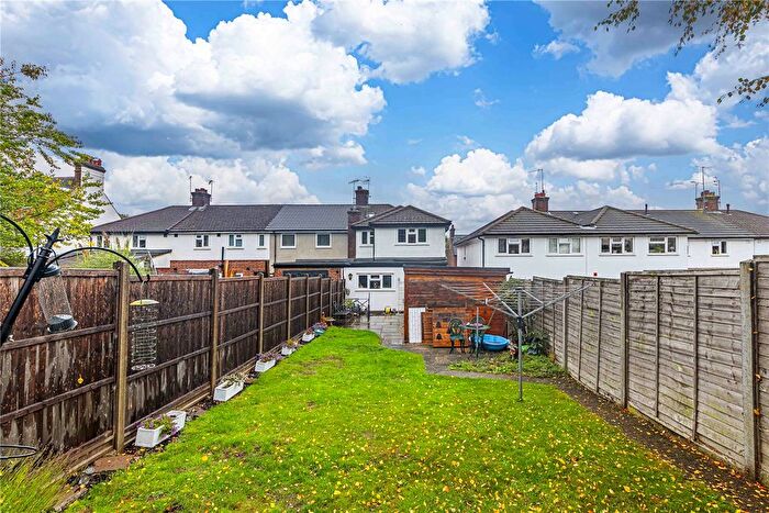 3 Bedroom End Of Terrace House For Sale In Alexandra Road, Kings Langley, Hertfordshire, WD4