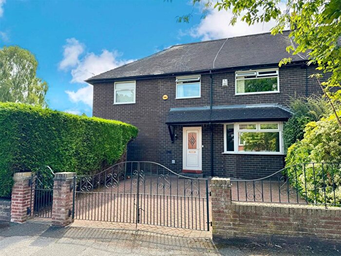 3 Bedroom Terraced House For Sale In Old Meadow Lane, Hale, WA15