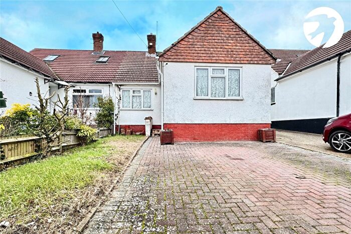 3 Bedroom Bungalow For Sale In Bower Road, Hextable, Kent, BR8