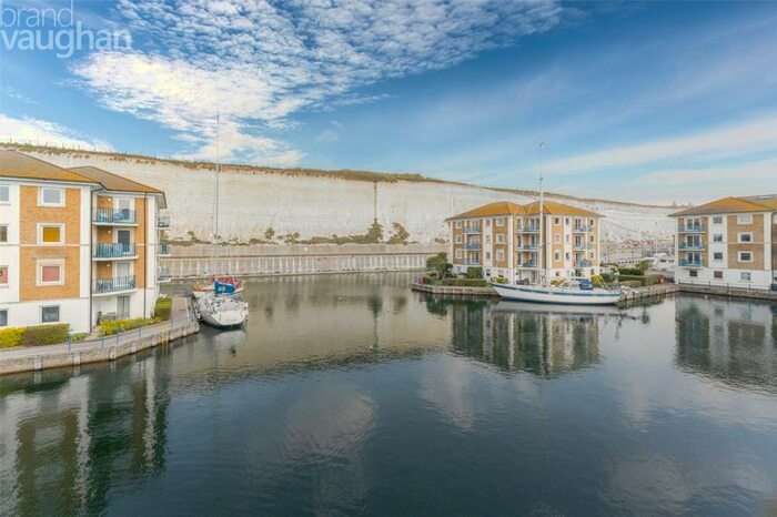 1 Bedroom Apartment To Rent In Hamilton Court, The Strand, Brighton, BN2