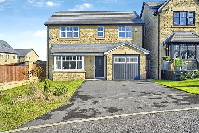 4 Bedroom Detached House For Sale In Plover Crescent, Darwen, Lancashire, BB3