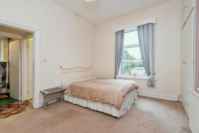 3 Bedroom End Of Terrace House For Sale In Churchfield Terrace, Liversedge, West Yorkshire, WF15