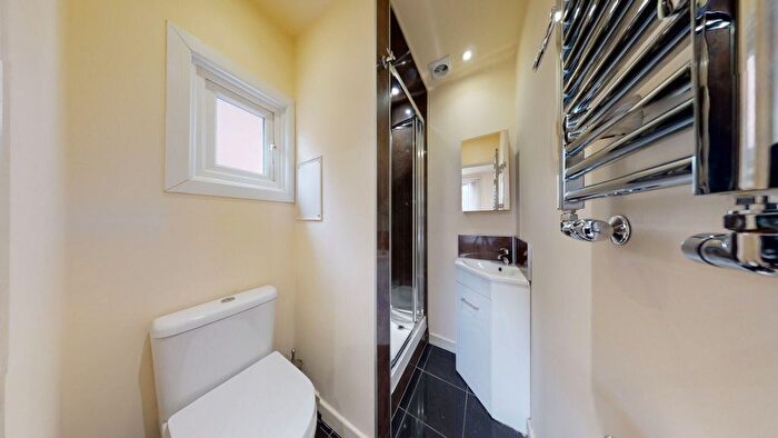 Studio To Rent In Cranhurst Road, London, NW2