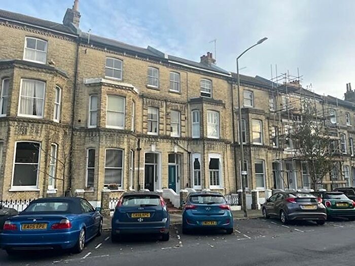 2 Bedroom Flat To Rent In Tisbury Road, Hove, BN3