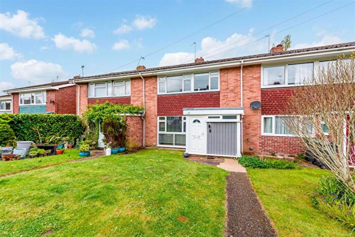 3 Bedroom Terraced House For Sale In Mark Court, Waterlooville, PO7