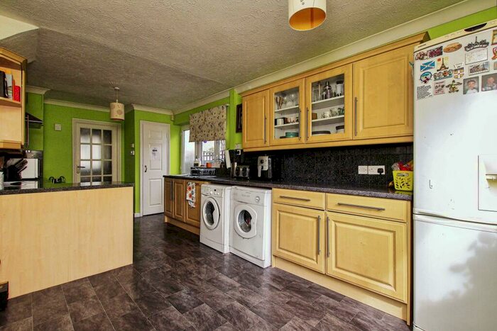 2 Bedroom Bungalow For Sale In Tithe Avenue, Beck Row, Bury St. Edmunds, IP28