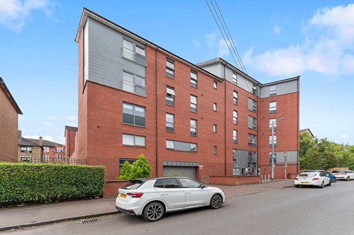 2 Bedroom Flat For Sale In Holmbank Avenue, Glasgow, G41