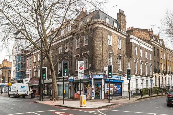 2 Bedroom Flat To Rent In King's Cross Road, London, WC1X