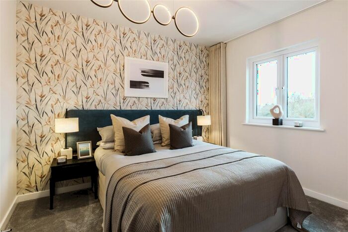 4 Bedroom Semi-Detached House For Sale In Loxwood Road, Alfold, Cranleigh, Surrey, GU6