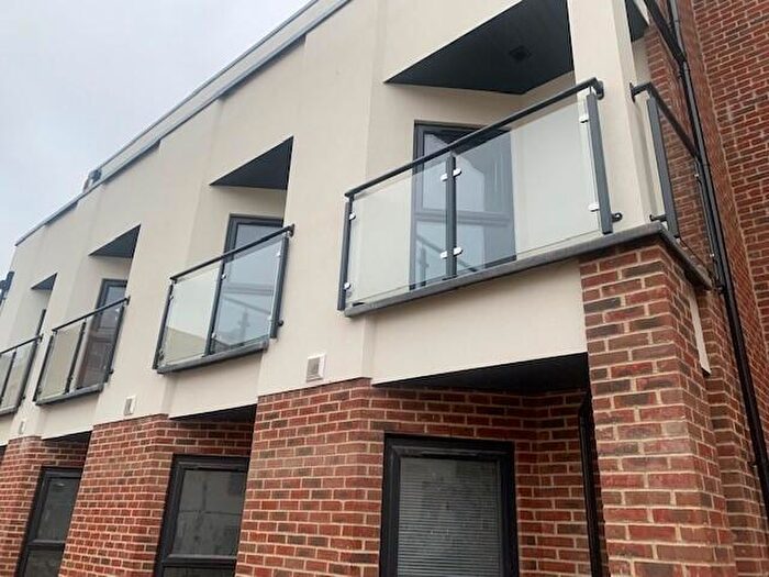 2 Bedroom Flat To Rent In The Balbirs, Portswood Road, SO17