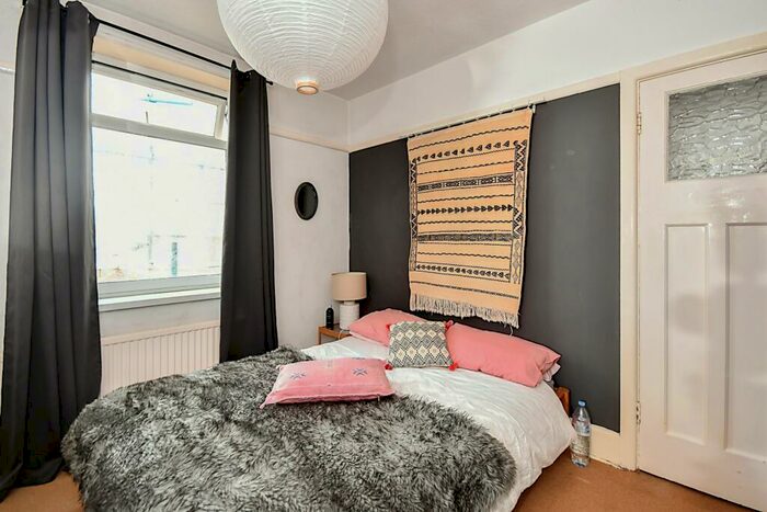 2 Bedroom Flat To Rent In Bolton Close, Bournemouth, BH6